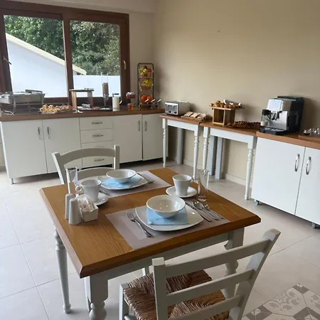 Summer Wine Friendly Semesteranläggning (resort) 2*