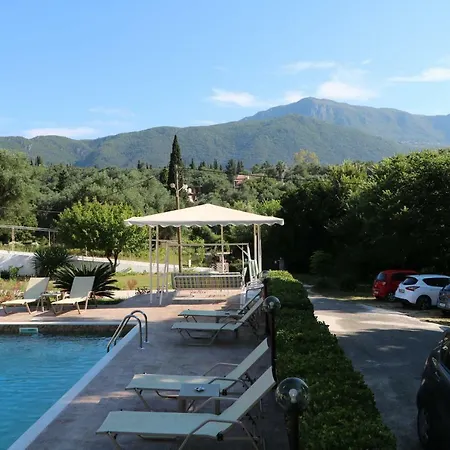 Summer Wine Friendly Semesteranläggning (resort)